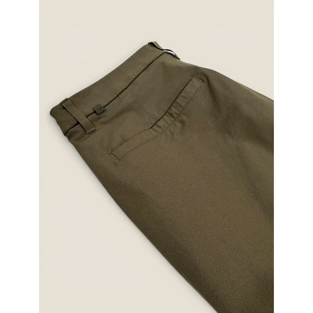 Lululemon Mens Commission Slim Fit Pant 32 Dark Olive Green Warpstreme Chino